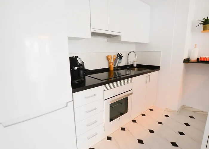 Edificio Apolo 5 アパート